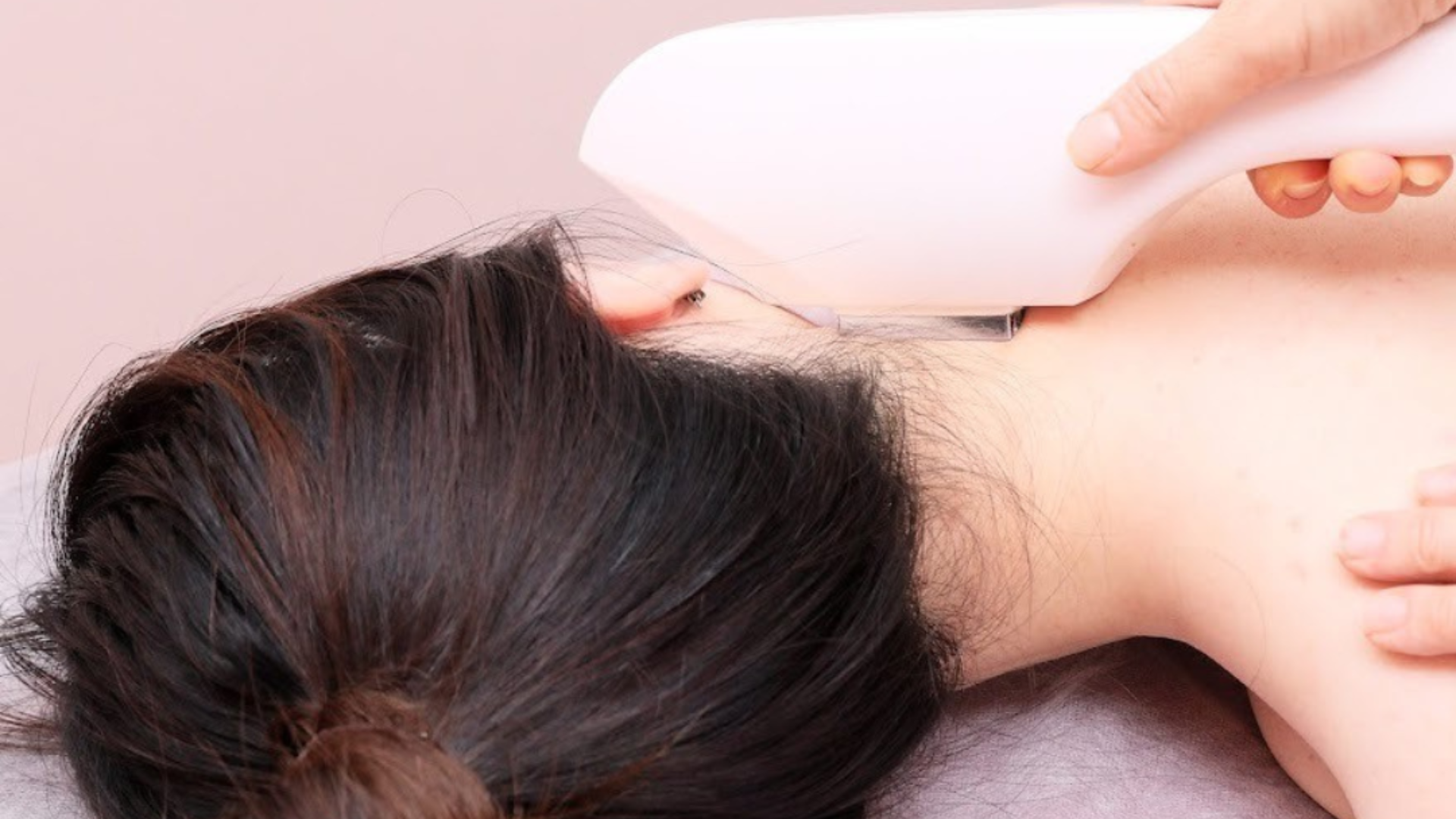 実際の施術風景 - リラックスした安心の環境